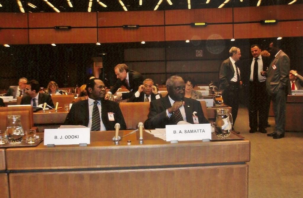 Fifth Meeting, Vienna 2007: A section of the conference hall during a coffee break